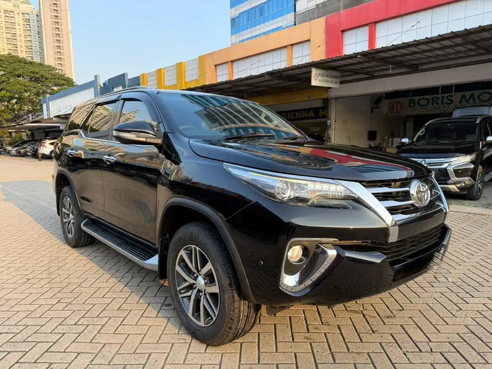 Toyota Fortuner VRZ 2017 HITAM 2018 Diesel AT TRD 4x4 2019 4x2 CR V