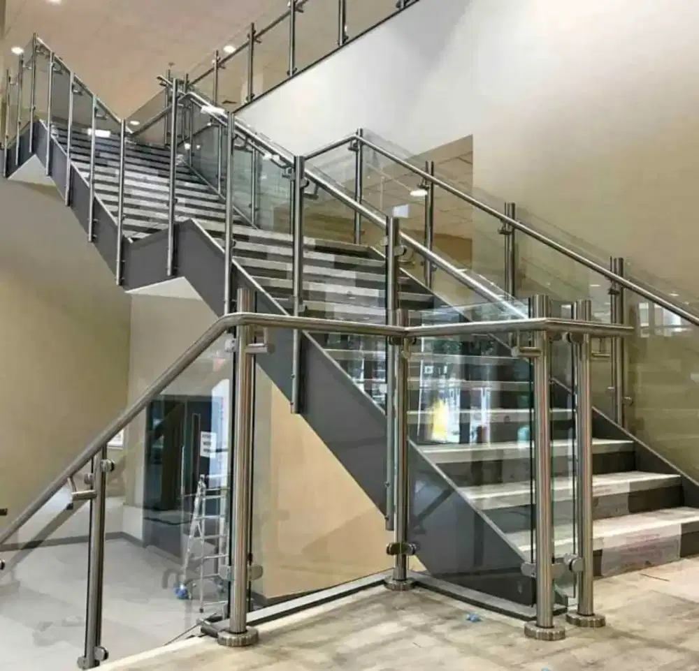 Reling tangga balkon stenlies kaca stell