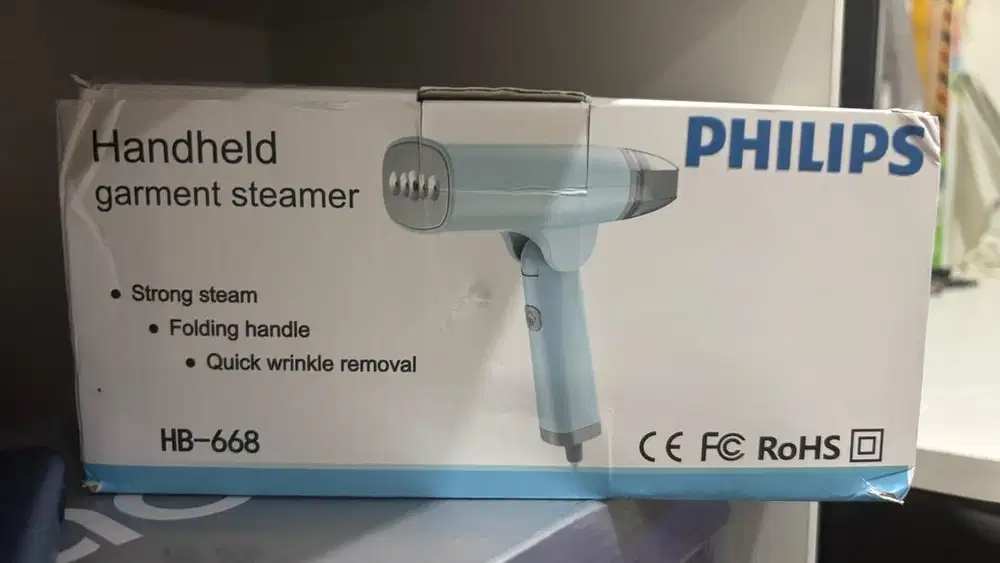 Setrika uap Philips