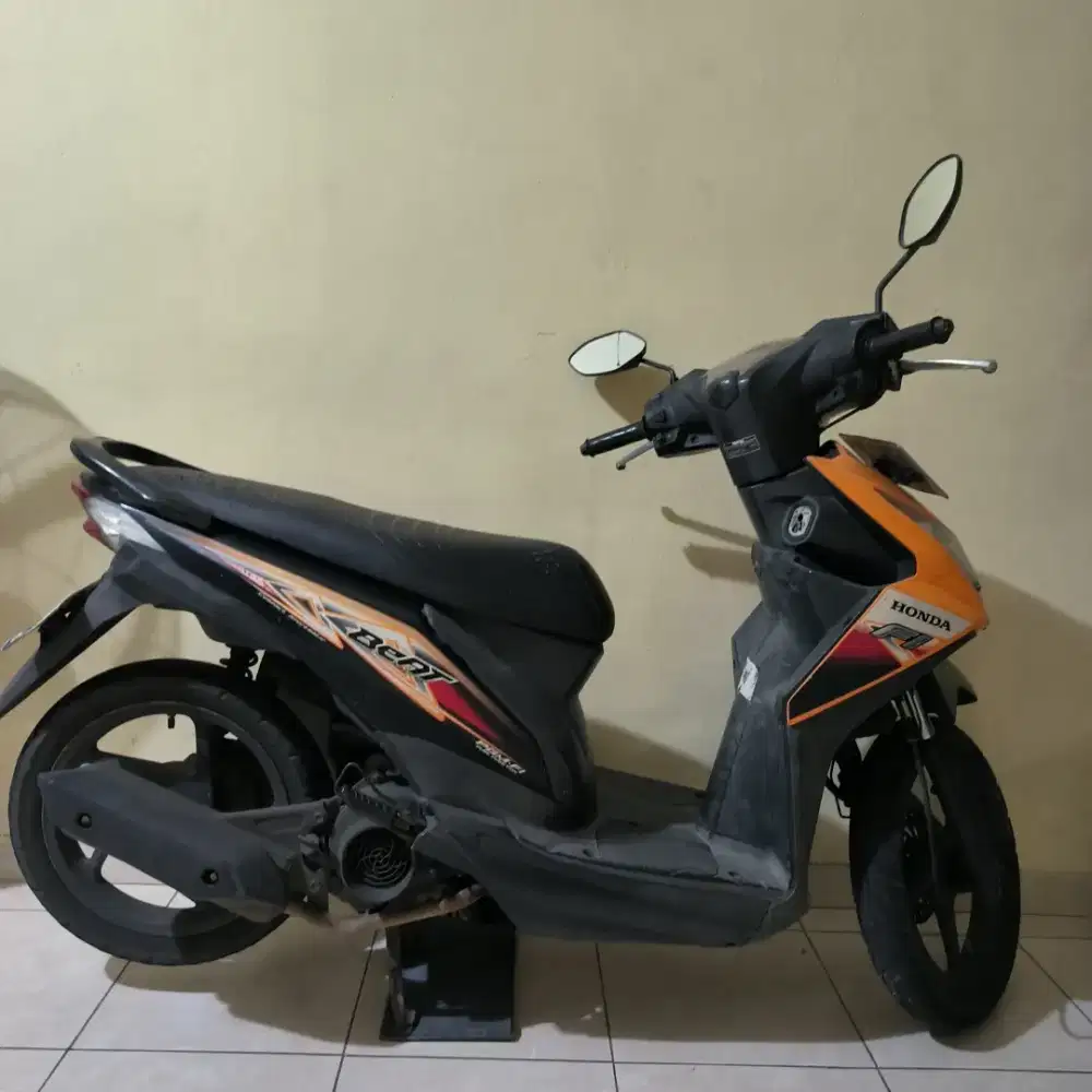 Honda Beat 2013 Terawat Istimewa Untuk Pemakai jaul santai