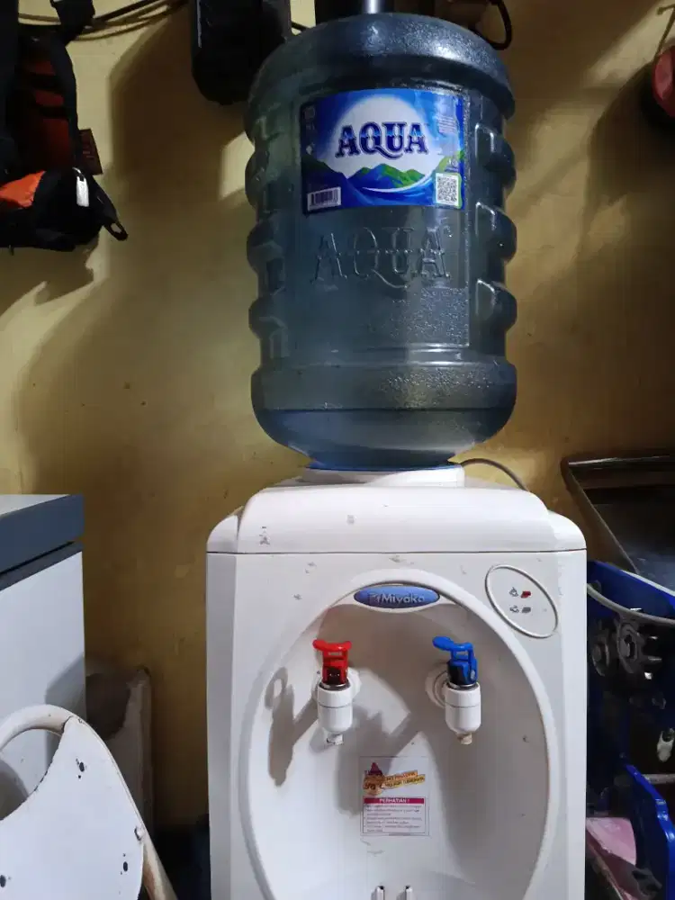 Jual Dispenser, Magic com, aquarium, kompor, lemari makanan