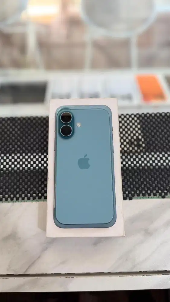 iPhone 16 128gb Teal iBox