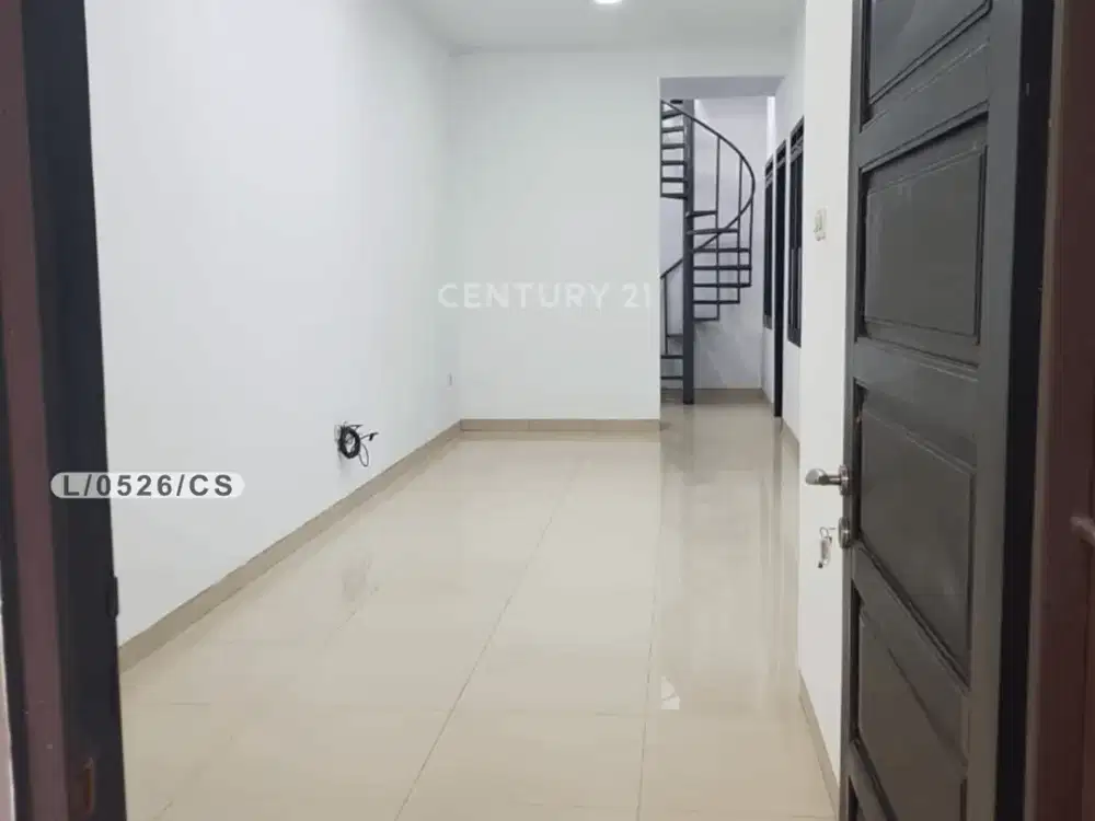 Rumah Minimalis Di Komplek Singgasana Pradana Cibaduyut Bandung