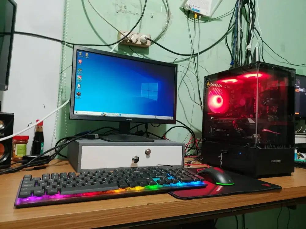 1 set PC core i5 + RTX 2060 + Samsung hdmi