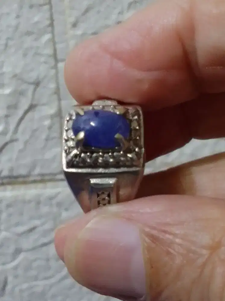 Cincin batu blue safire
