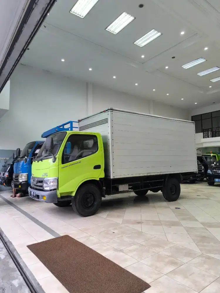 Truk Hino Dutro 4rdLong Th2011 Box Jumbo