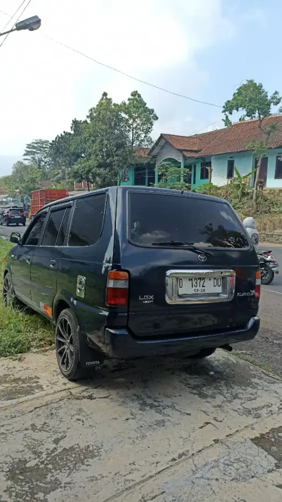 Jual mobi kijang lgx 97 mulus