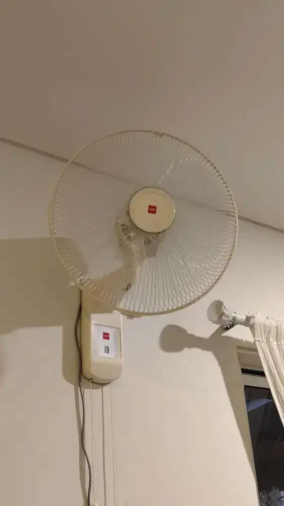 Kipas angin Wall Fan KDK 16inch
