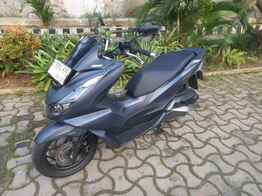 Honda pcx 2021 tipe abs