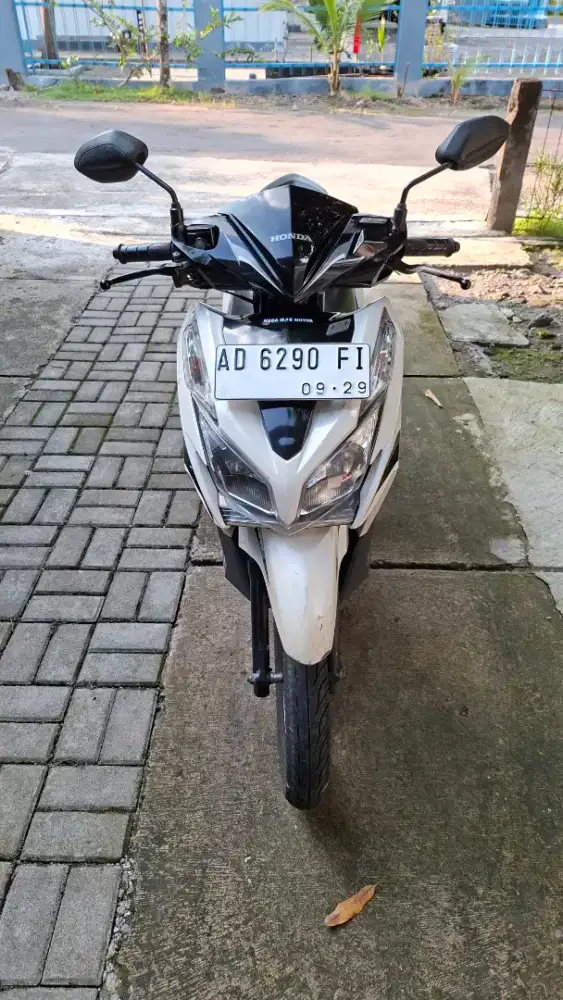 Honda Vario 125 Tahun 2014 Tangan Pertama