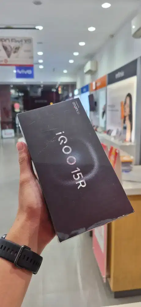 IQOO 15R 12/512GB BLACK