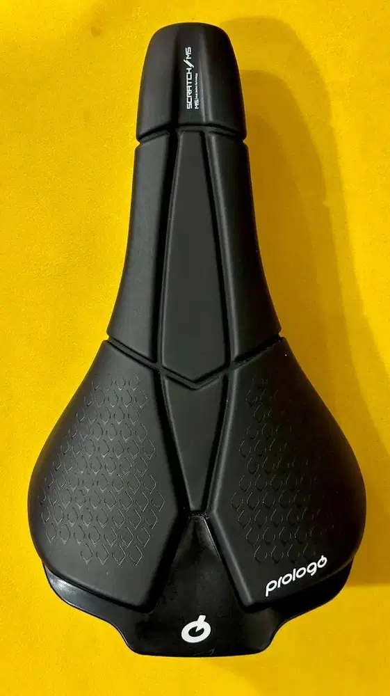 Saddle Sadel PROLOGO SCRATCH M5 TIROX TITANIUM HARD BLACK 140mm