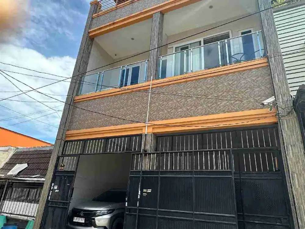 dijual rumah depan belakang di vila taman bandara