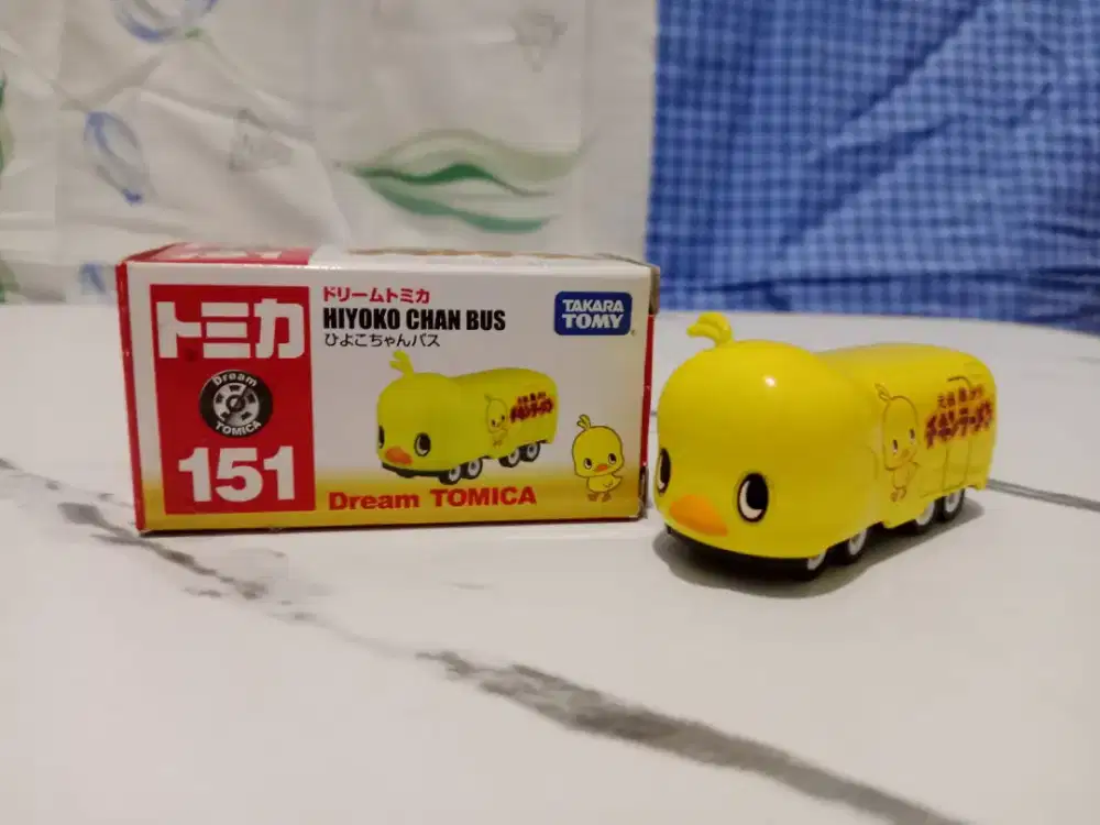 Dream tomica hiyoko chan bus