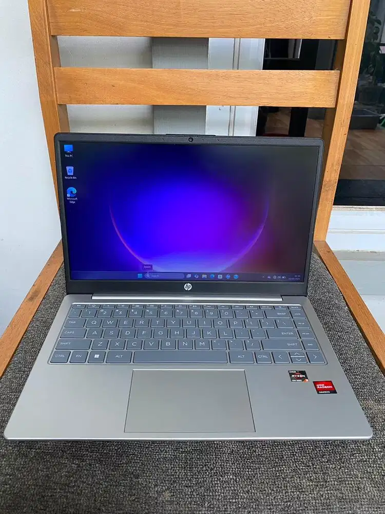 HP 14 -EM0333AU AMD RYZEN 3-7320U RAM 8GB SSD 512GB WINDOWS 11