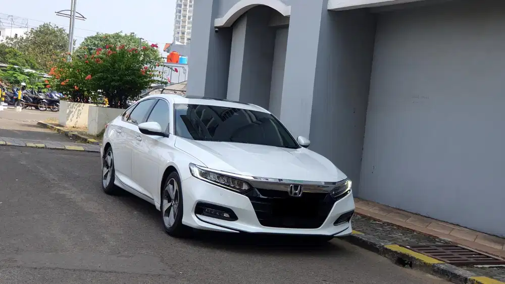 [ ANTIK LOW KM ] Honda Accord 1.5 VTEC Turbo Sunroof Sensing 2022/2023
