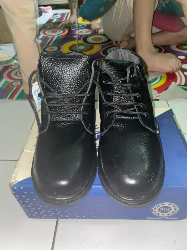 JUAL SEPATU RDS FORMAL HITAM