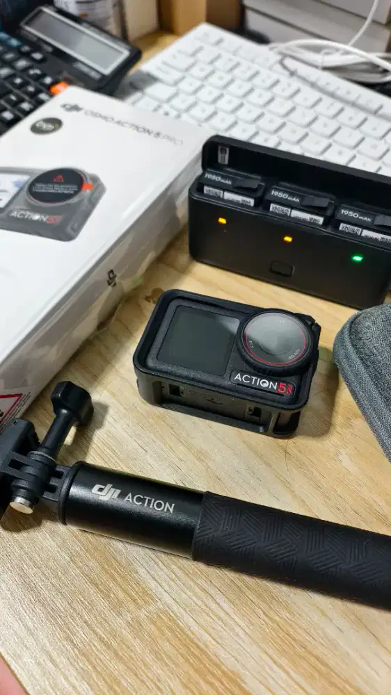 DJI Osmo Action 5 Pro Adventure Combo