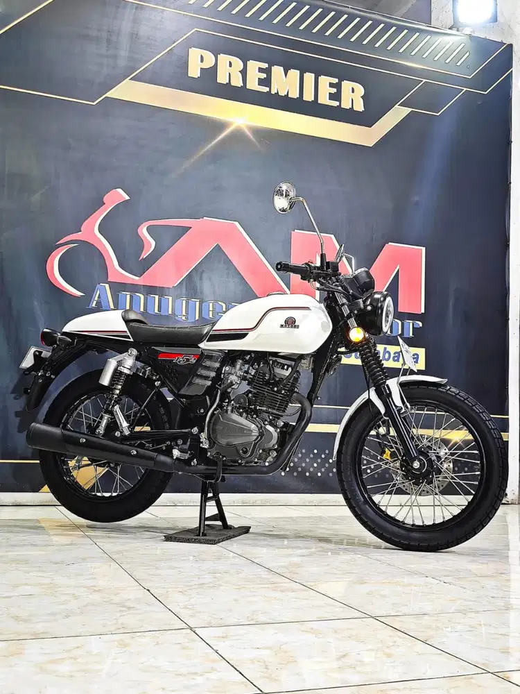Anugerah motor rungkut Benelli Motobi 152 TH 2023 odo 870 perak