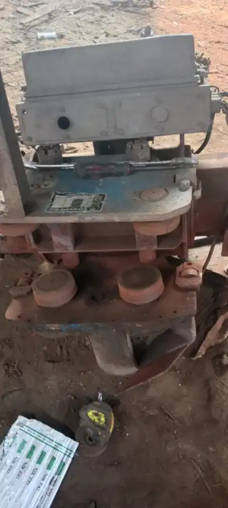 Hoist hitachi 3ton dan kontruksi nya dikilo