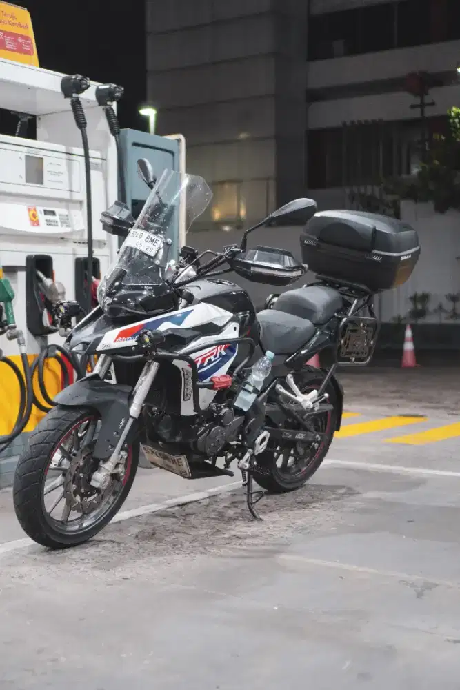 Benelli TRK 251 TAHUN 2023 LOW KM PAJAK PANJANG FULL MODIF  ISTIMEWA