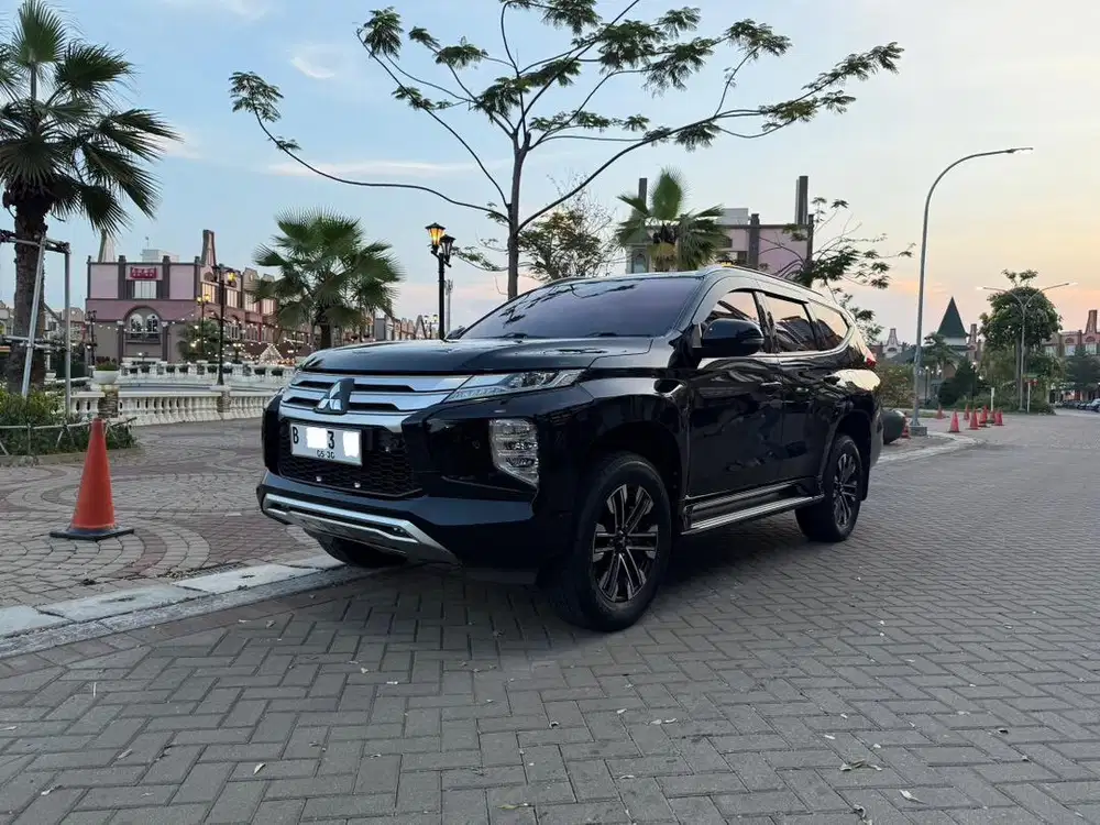PAJERO SPORT DAKAR 2023 Low KM! CASH!!