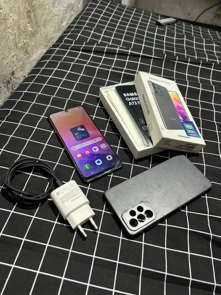 Samsung A73 5g 8/256gb Fullset bonus softcase