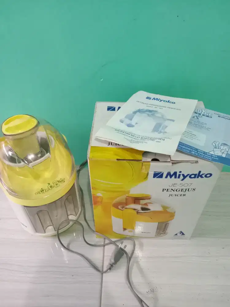 Juicer / Pengejus Merk Miyako