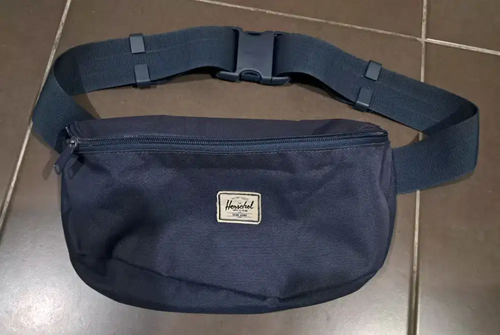Waist Bag Tas Pinggang Herschel Original