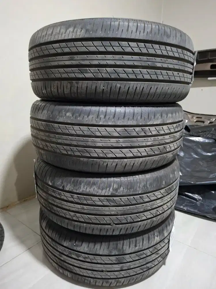 BAN BRIGESTONES TURANZA R17 215/50 91V