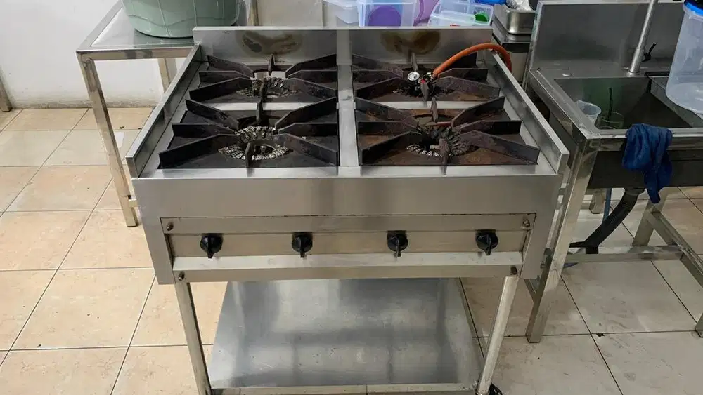 Kompor 4 tungku rinnai full stainless