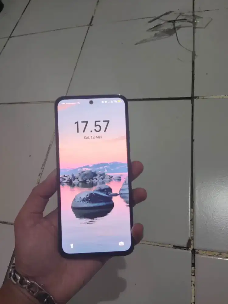 Tekno spark 30 pro hitam ram 8/128 gb