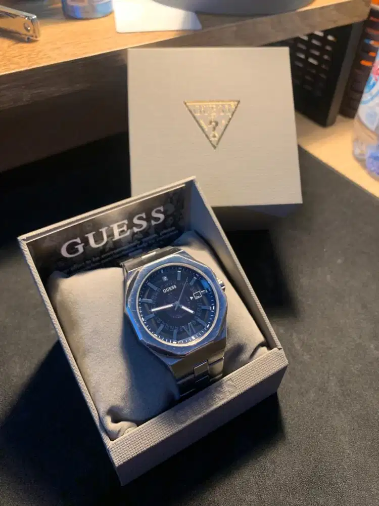 Jam Tangan Guess GW0573G1
