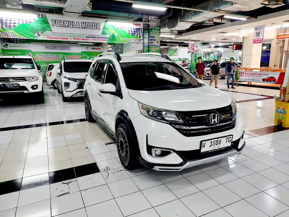H. BR-V 1.5 PRESTIGE AT 2019 Km78rb