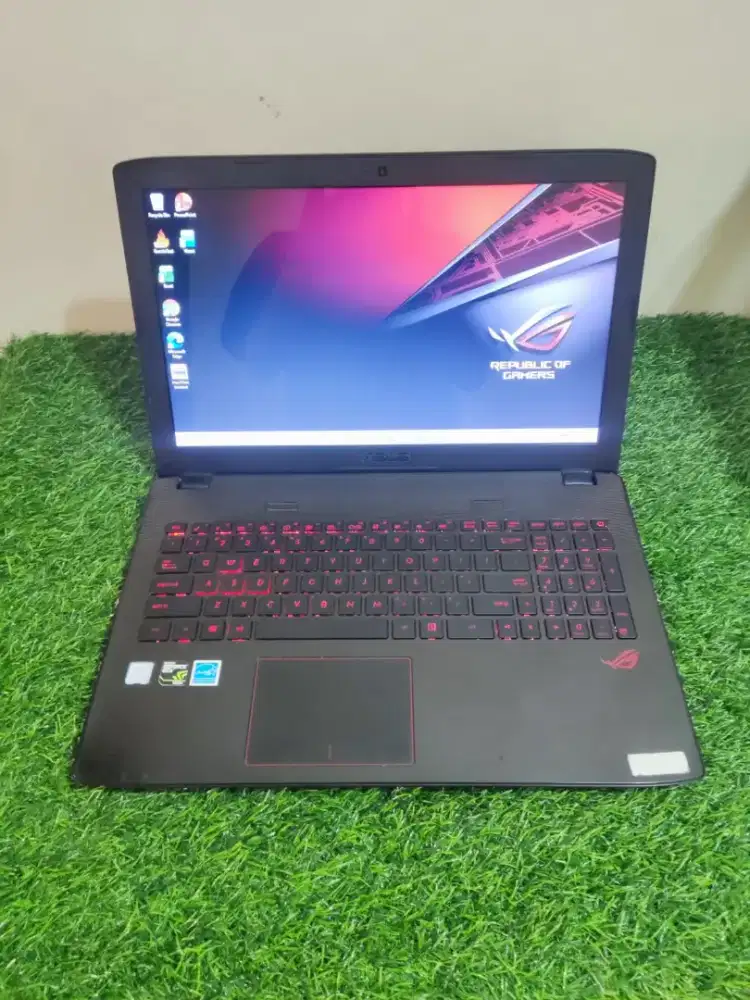 Asus rog gl552V
Prosesor i7 gen 6
Ram 16 gb