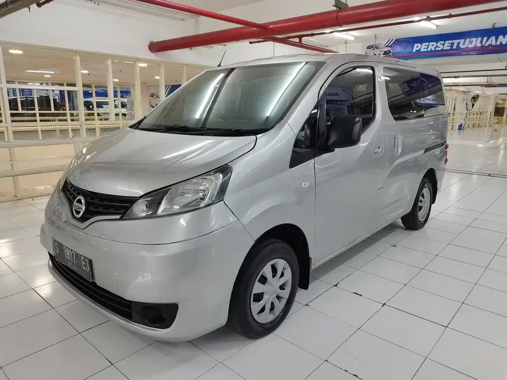 Evalia ST MT 2013 Silver #nissan #mobilmurah #mobilsurabaya #angkutan