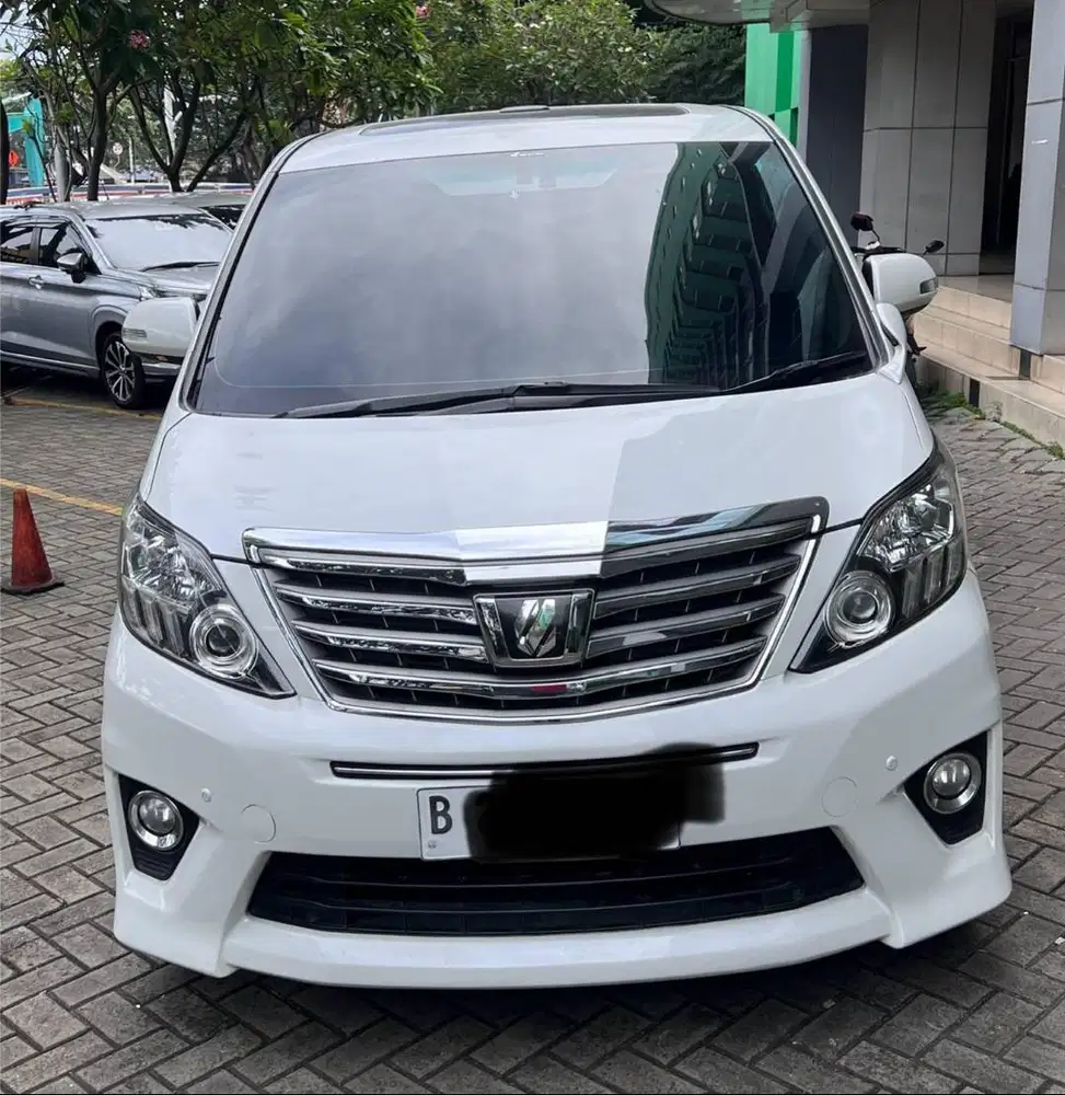 TOYOTA ALPHARD 2.4 SC CBU THN. 2014