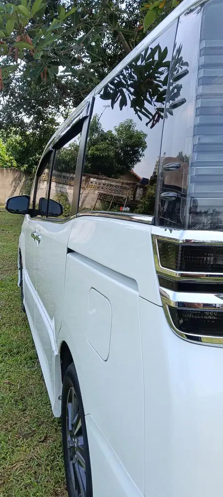 Toyota Voxy 2018 Bensin