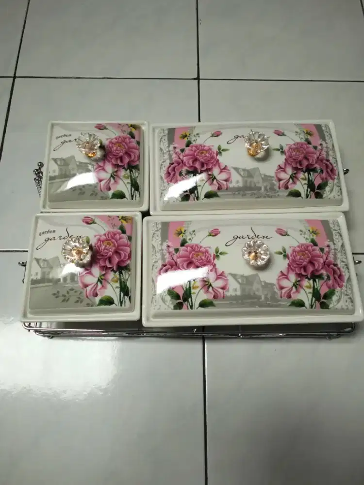 set wadah prasmanan keramik susun 4 Fiorenza