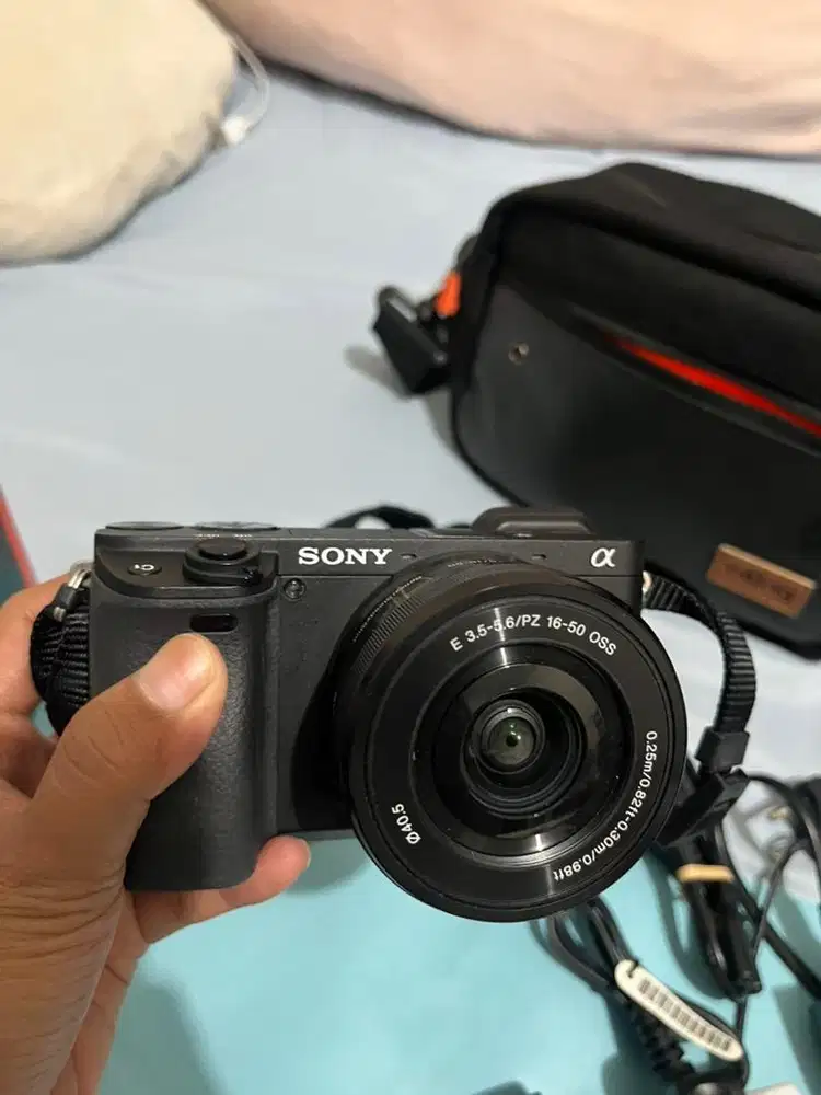 DIJUAL SONY A6400 KIT 16-50 OSS NEGO TIPIS