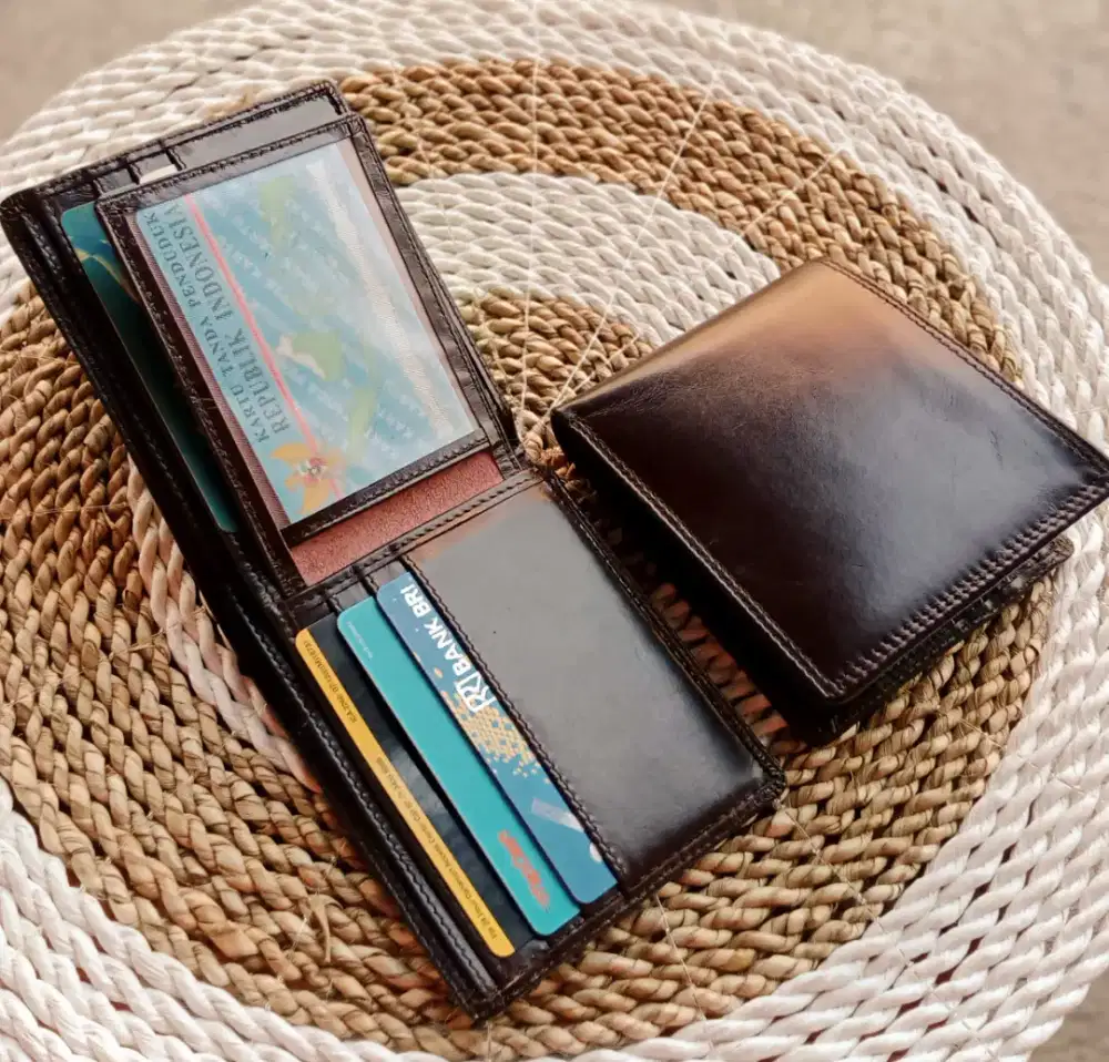 Dompet Pria Full kulit sapi Asli Awet Elegan