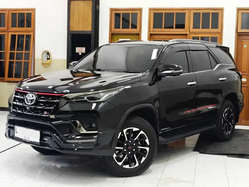 Euro2 Solar Fortuner 2021 VRZ TRD Sportivo Diesel 2.4 Automatic 2022