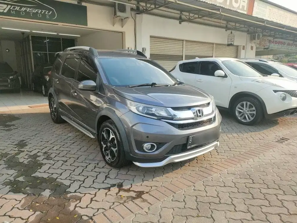 BRV PRESTIGE CVT AUTOMATIC GREY ABU ABU 2016 HONDA BR-V