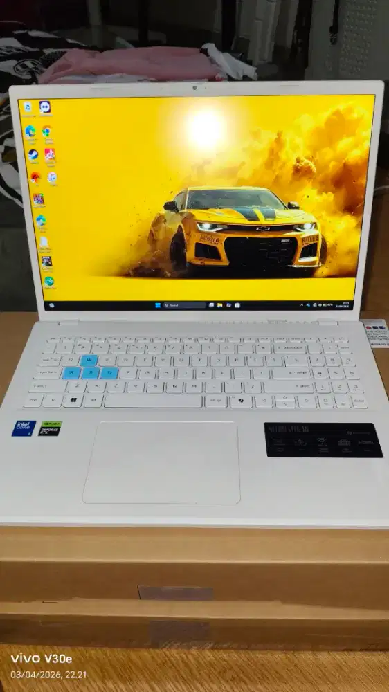 ACER NITRO LITE 16 CORE I5