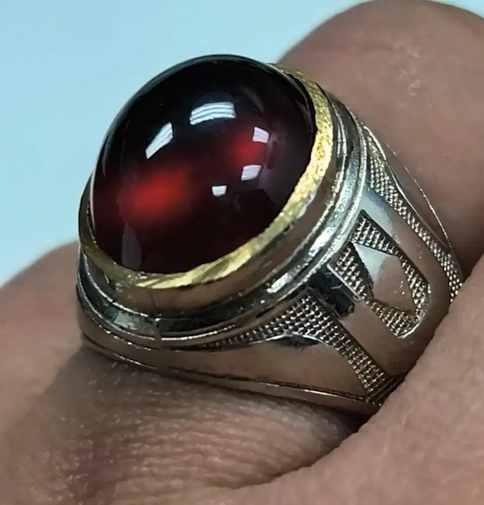 Cincin Garnet size 8