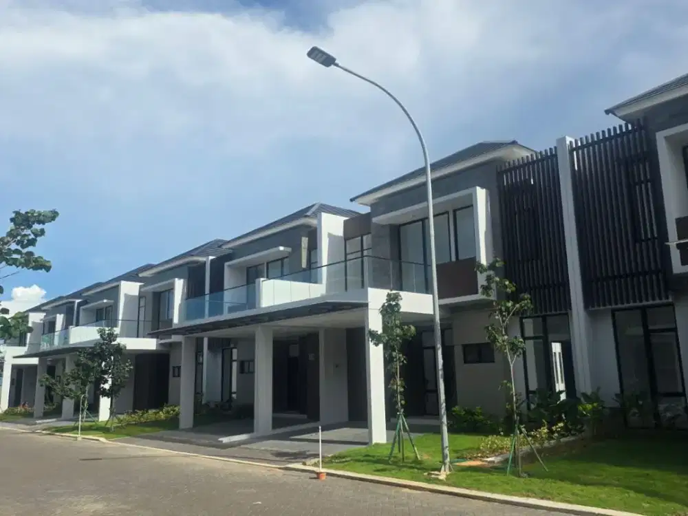 Rumah Permata Hijau PIK 2 DISEWA Ukuran 10x20 Ada AC Siap Huni