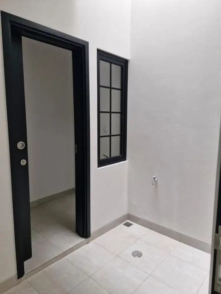 Dijual Rugi Rumah Bukit Nirmala Pik 2
