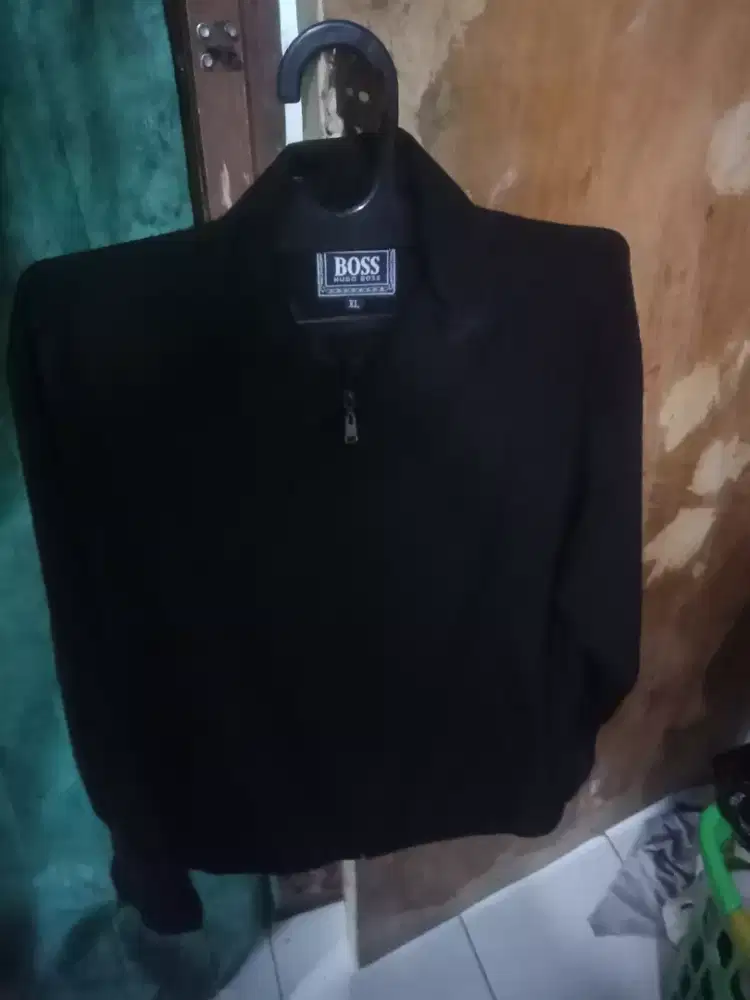 Jas hitam polos