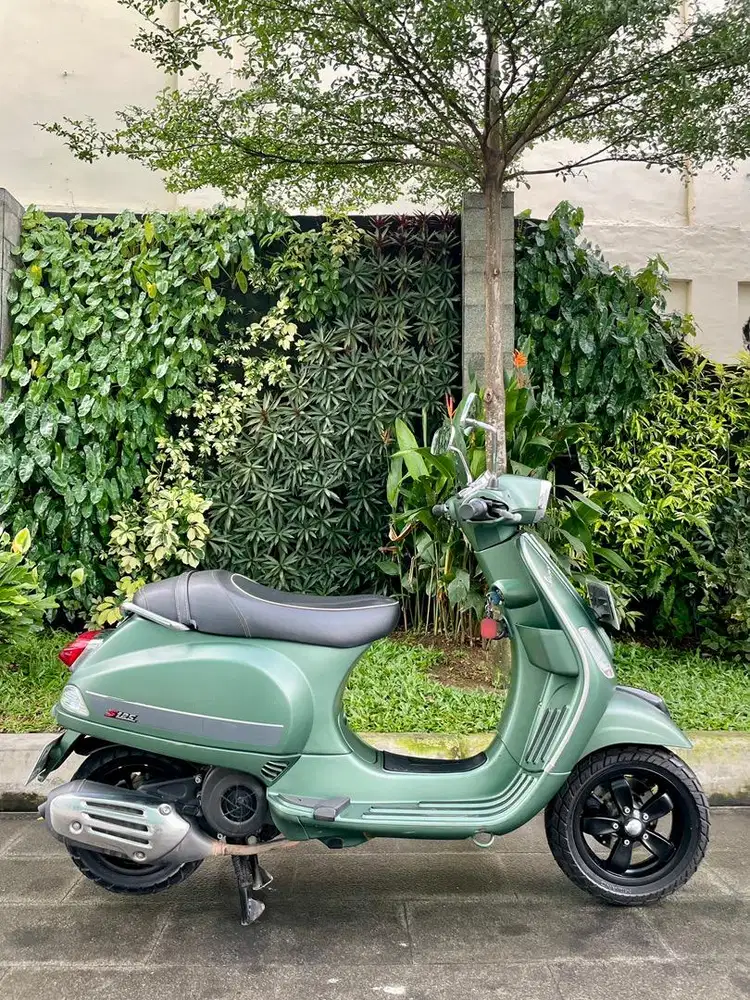 VESPA S IGET 125