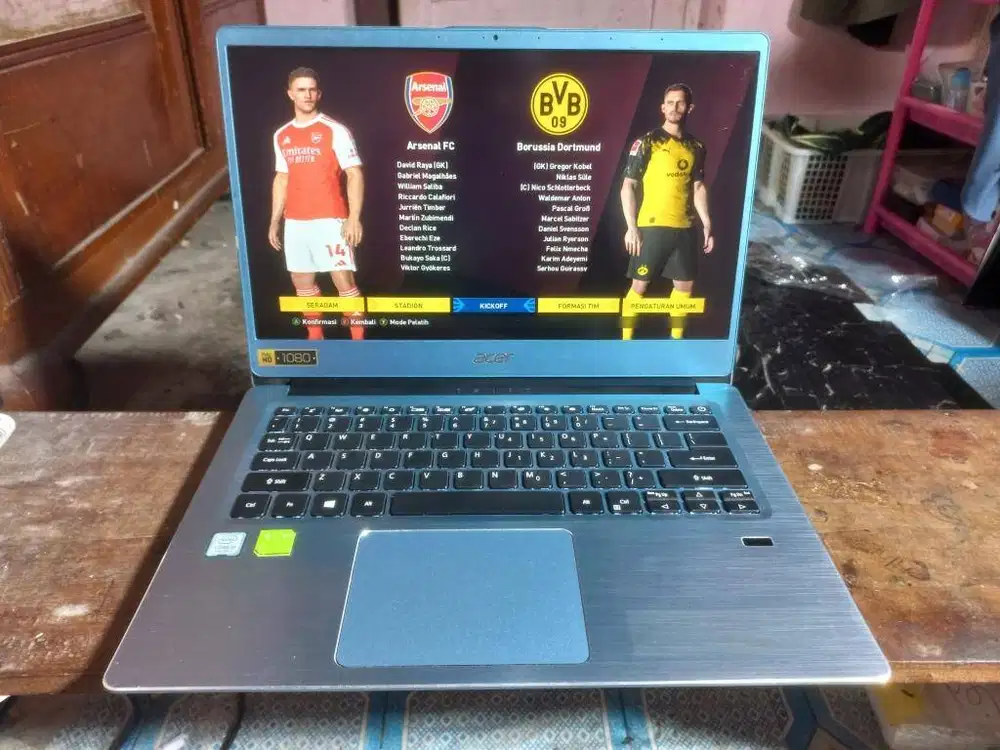 ACER SWIFT SF314 INTEL i3 NVIDIA FHD KEYBOARD NYALA RAM 8 GB SSD FULLG